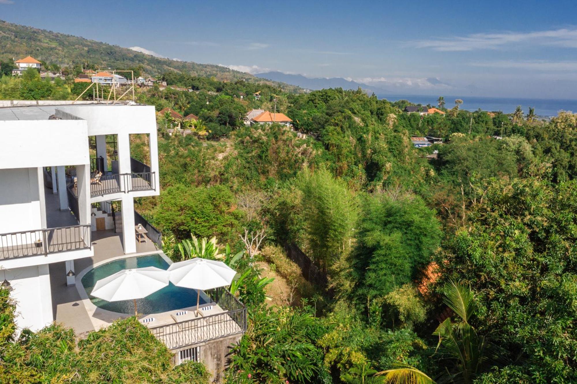 Вилла The Hacienda Lovina Экстерьер фото